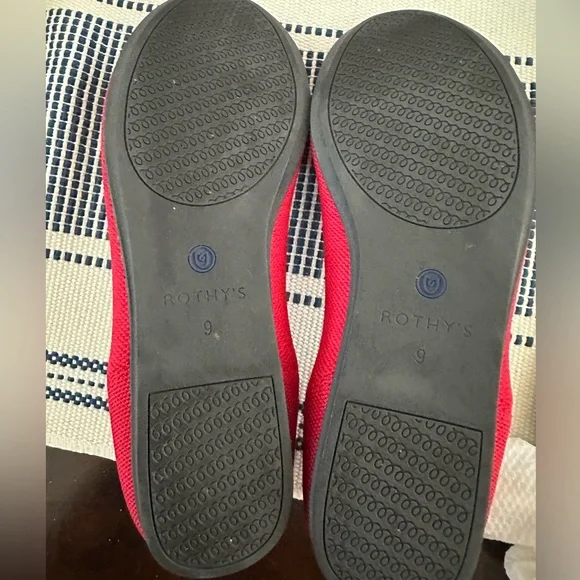 Pre-Loved Rothy's Cherry Solid Round Toe Knit Flats (RETIRED) - Picture 3 of 6
